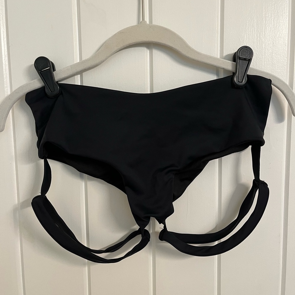 Lunalae Lure You low waisted shorts